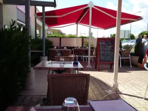 Le Coq en Pâte à Dijon