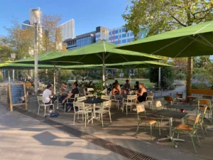 BISTROT LES DARONS à Nanterre