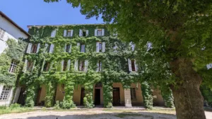 Cour Marcel Reymond à Grenoble
