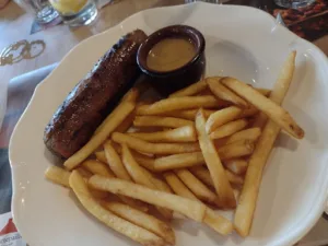 Courtepaille à Saint-Saturnin