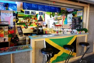 Pool Up café à Sainte-Geneviève-des-Bois