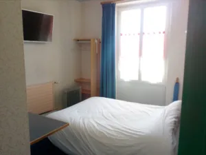 Hotel à petit budget – Restaurant de la Poste – Pizzeria à Dun-sur-Auron