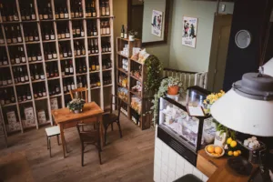 Cambuse – cave à manger – caviste à Paris