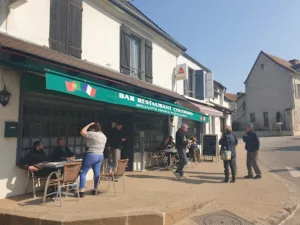 BAR RESTAURANT COUTINHO à Beynes