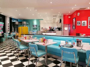 Holly’s Diner à Saran