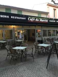 Café du Marché Auriol à Auriol