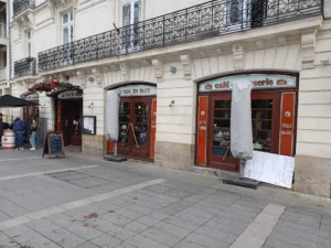 Le Coq en Pâte à Nantes