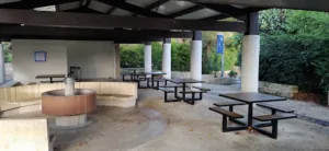 LEO RESTO – AIRE DE FENIOUX EST à Fenioux