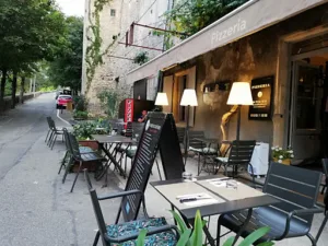 Café Bert à Mirmande