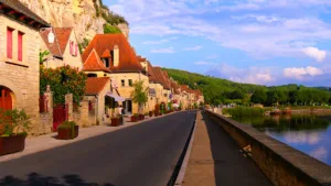 Aire Camping-Car Park à Vézac