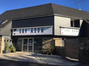 Kav’ Adom à Betton