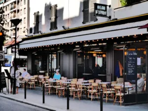 A La Tour Eiffel à Paris
