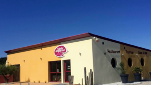 Le 142 à Pont-de-Buis-lès-Quimerch