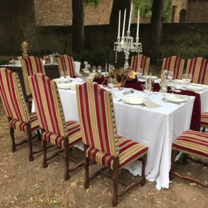 Un Passage au Château à Varennes-lès-Mâcon