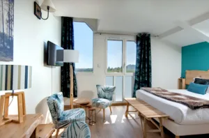 Logis Hôtel les Secrets Château Pey la Tour à Sallebuf