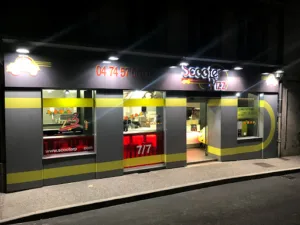 Scooter Pizz´ Vienne à Vienne