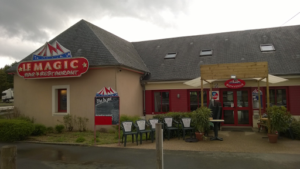 Le Magic à La Fontaine-Saint-Martin
