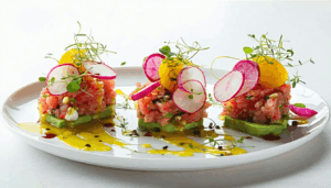 Envie d’une expérience culinaire unique qui réinvente l’humble radis ? Aude Richard, cheffe végane renommée en Charente, vous invite à transformer ce légume de saison en un véritable festin pour les papilles. Avec un souci constant de l’innovation alimentaire et […]