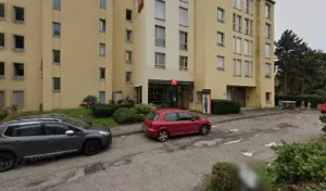 IBIS KITCHEN LOUNGE BAR A VIN à Metz