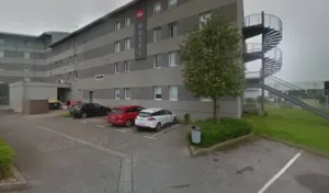 RESTAURANT B&B HOTEL Calais Terminal Cité Europe 3 étoiles à Coquelles