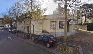 Le Divin à Mantes-la-Jolie