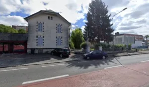 TRAITEUR LACOSTE PAU à Pau