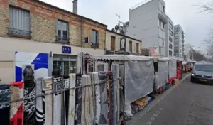 Grec courveune à La Courneuve